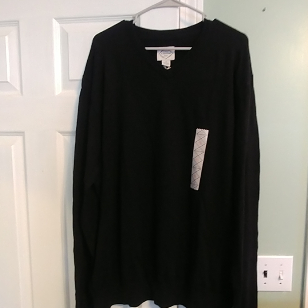 Men's v neck sweater